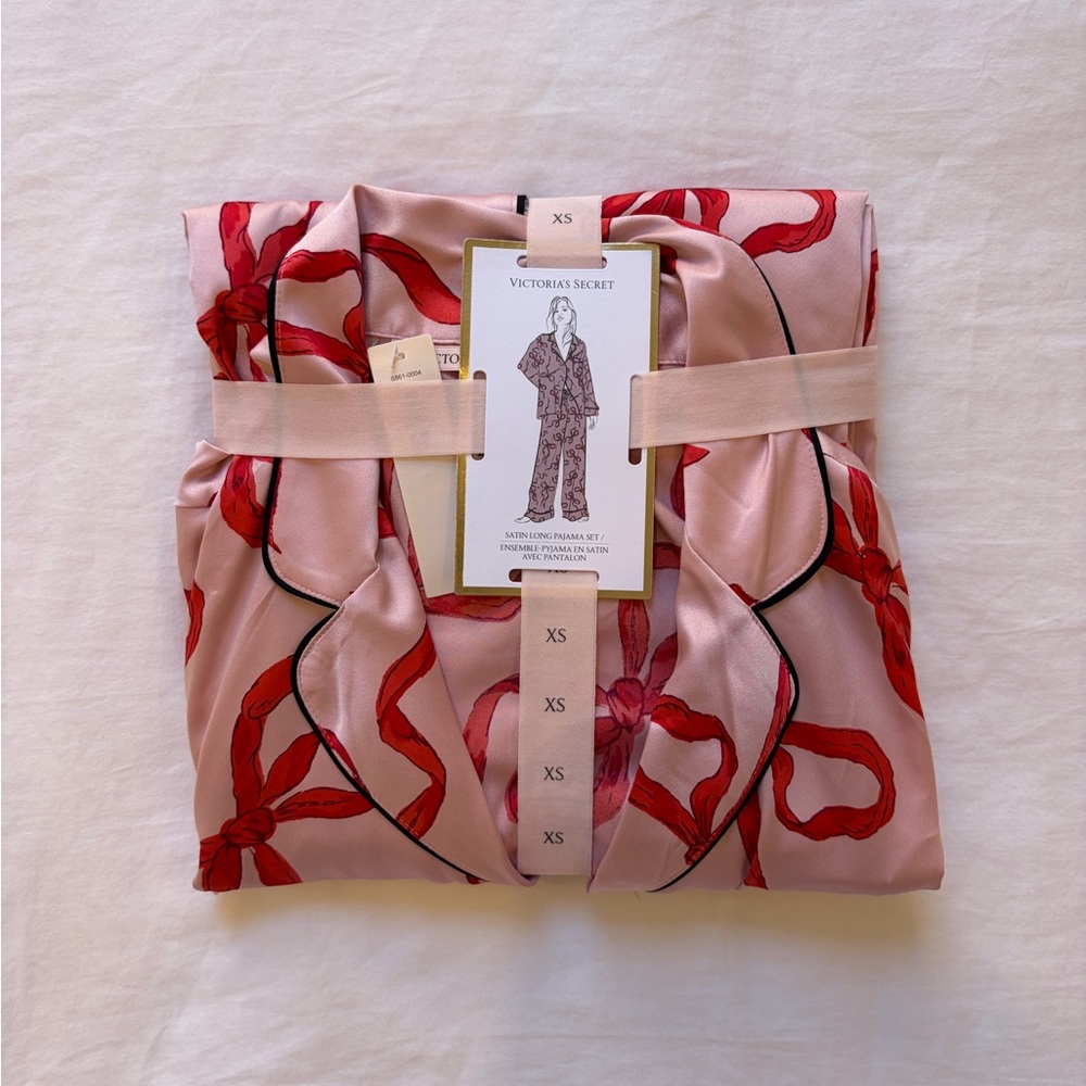 Victoria’s Secret Pajama Set